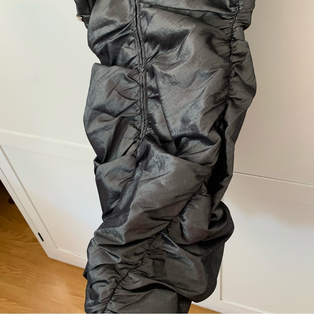 Eureka Metallic Gray Rushed Mini Dress Size Large - Picture 8 of 9